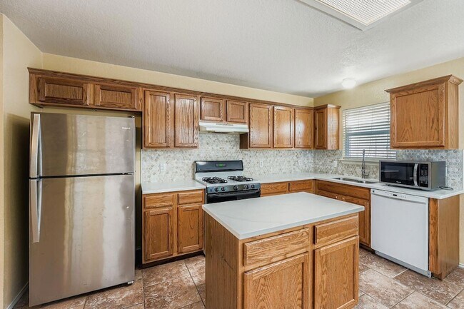 Building Photo - 3509 Texas Topaz Dr