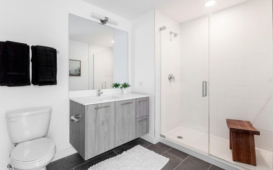 Building Photo - 1590 Elmwood Ave