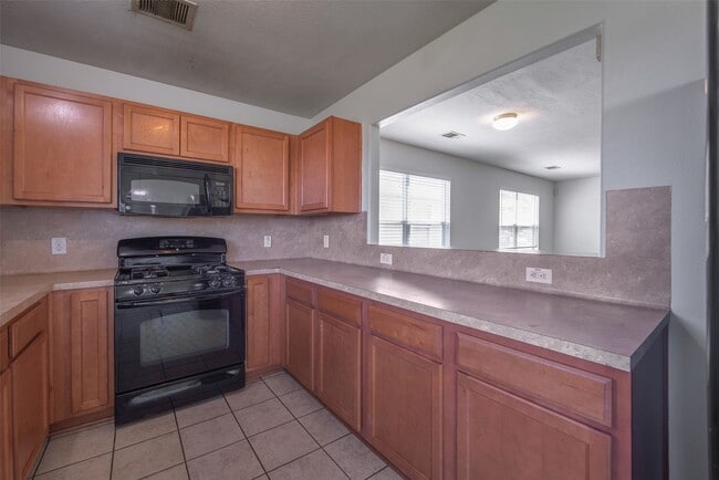 Building Photo - 14423 Benningcrest Ln