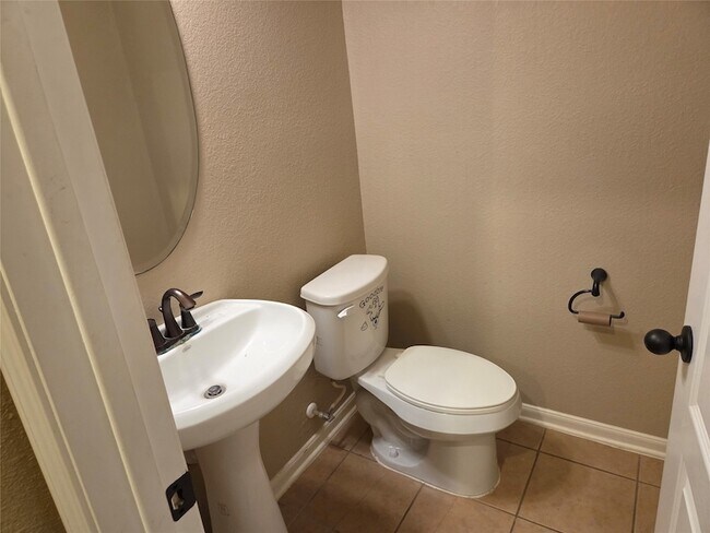 Building Photo - 19510 Dunlay Springs Dr