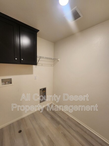 Building Photo - 44801 Beringer Dr