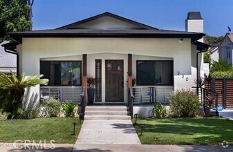 Building Photo - 230 Gerona Ave
