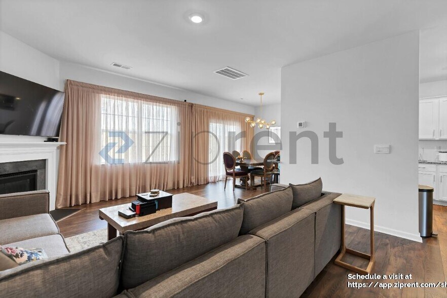 Building Photo - 147 N Ranney Way