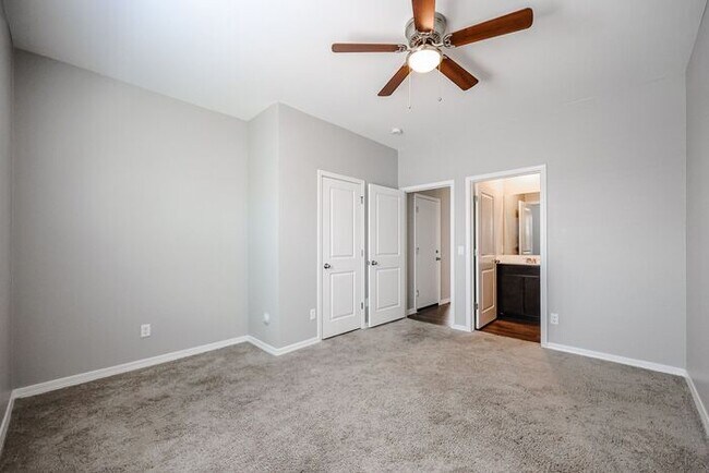 Building Photo - Home in Litchfield Park at Canyon Views! 5...