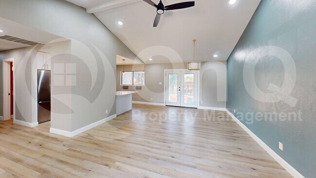 Building Photo - 1313 Milford Dr
