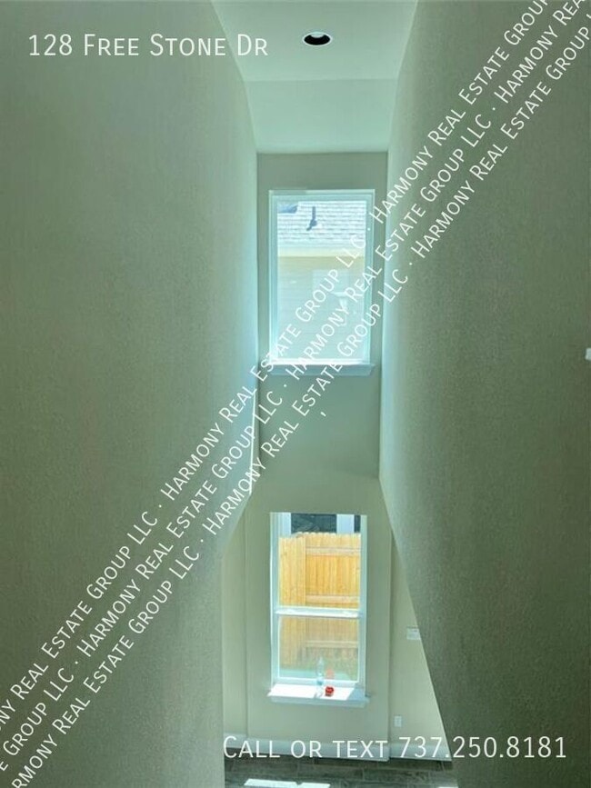 Building Photo - 128 Free Stone Dr