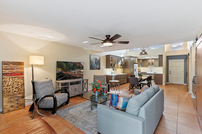 Building Photo - 48624 Moon Terrace Ln