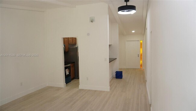 Building Photo - 10722 La Placida Dr