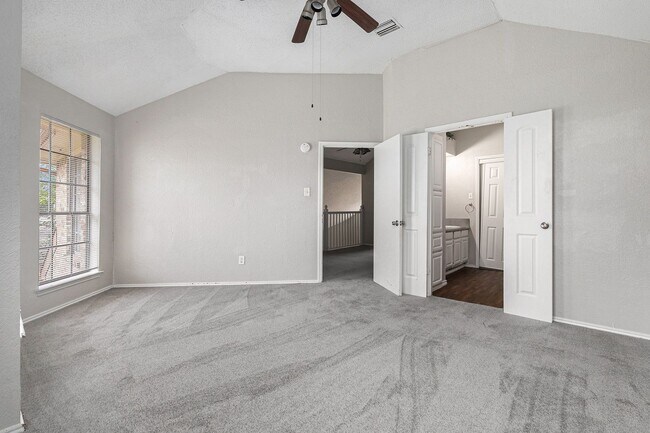 Building Photo - Beuatiful Home in Dallas County