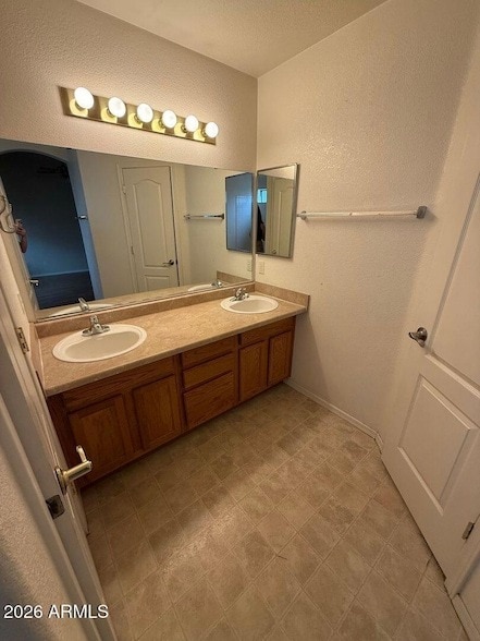 Building Photo - 837 Escondido Dr