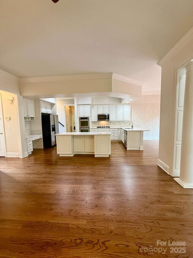 Building Photo - 1806 Asbury Hall Ct