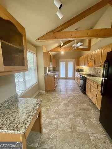 Building Photo - 242 Ebenezer Church Rd