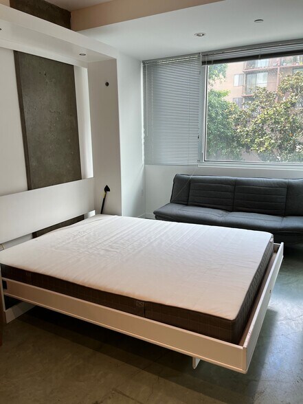 Building Photo - 766 Harrison St