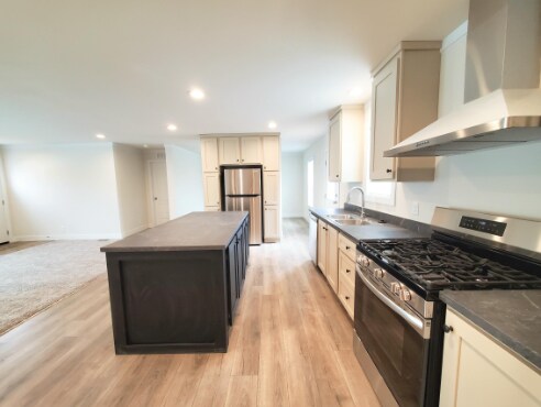 Building Photo - 8026 Harbour Dr