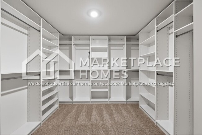 Building Photo - 923 Elliot Rd