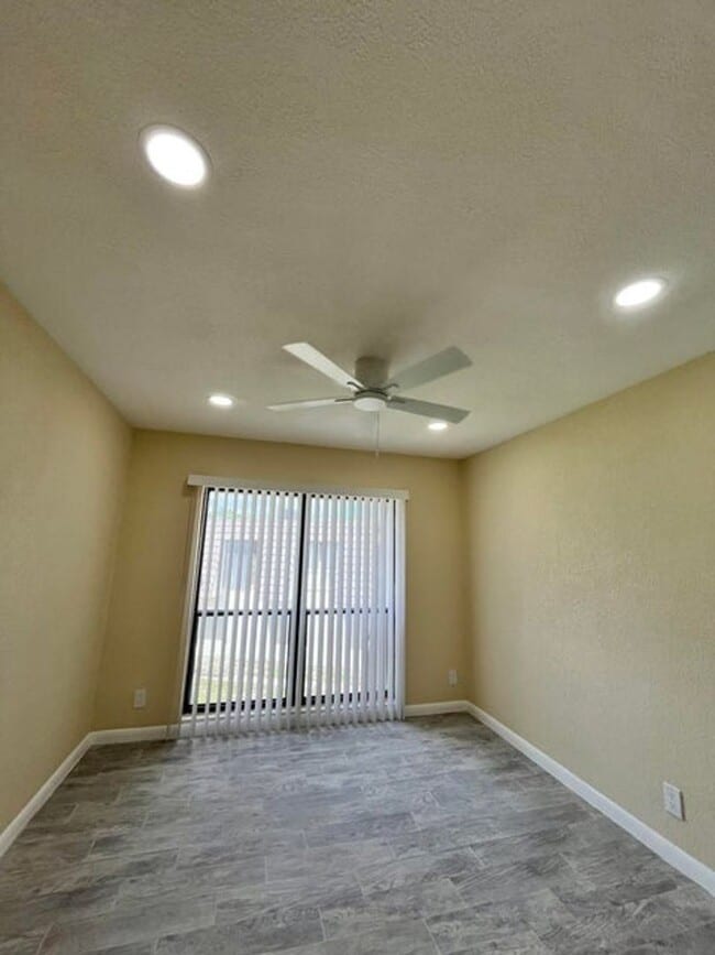 Building Photo - 1917 N Congress Ave