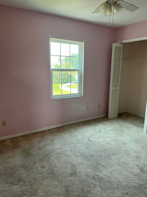 Building Photo - 3708 Molona Dr