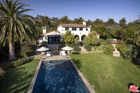 Building Photo - 4110 Creciente Dr