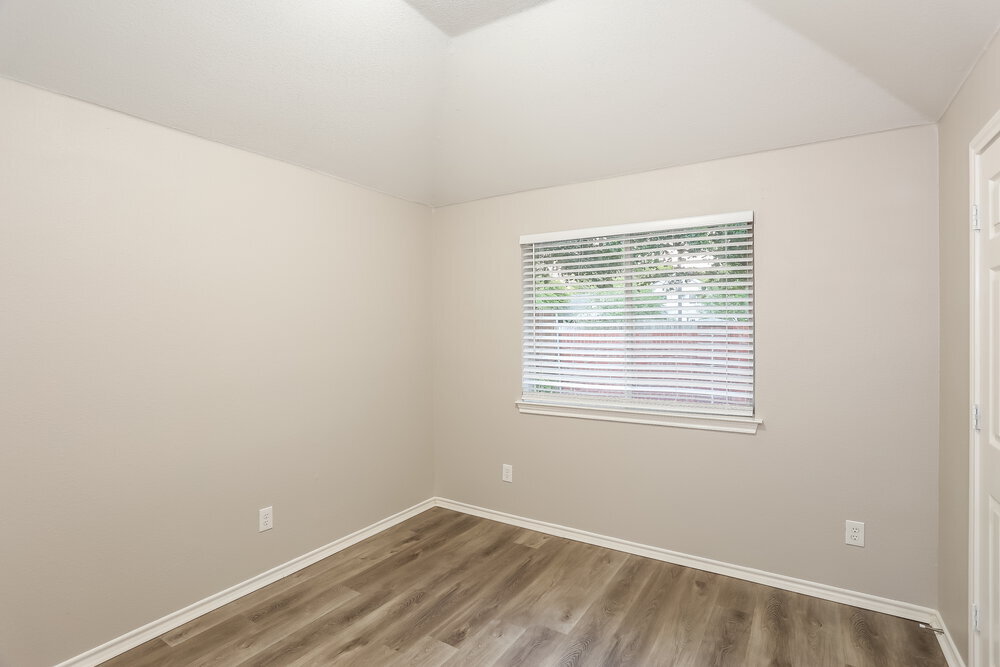 Building Photo - 5628 Indian Hill Dr