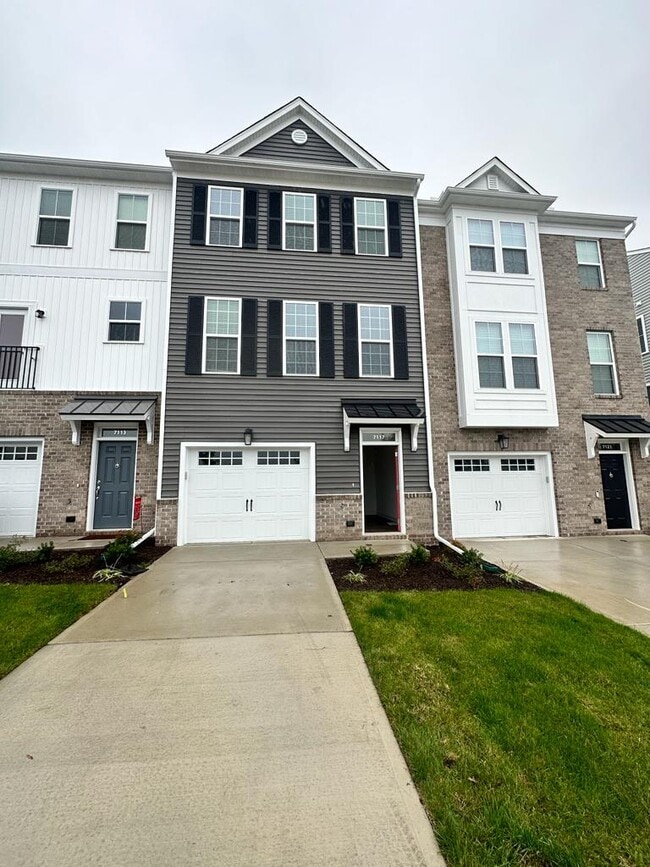 Primary Photo - 7117 Leire Ln