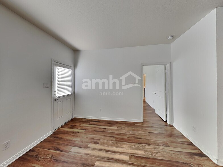 Building Photo - 12250 Commander Dr