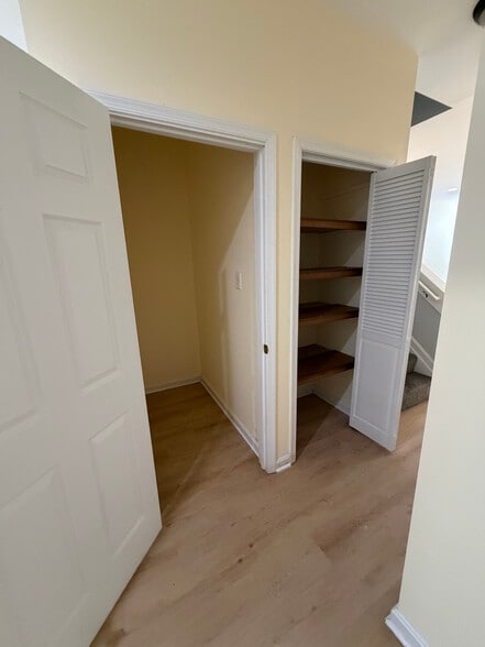 Two Storage - 139 W Hamburg St