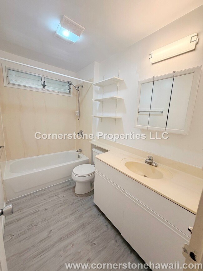 Building Photo - 4265 Likini St