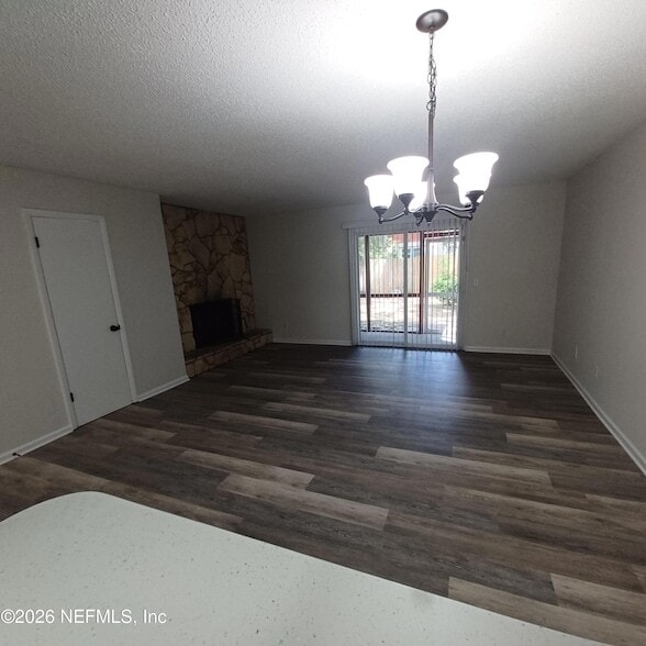 Building Photo - 1201 Douglas St