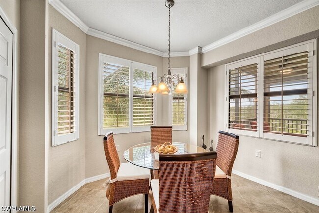 Building Photo - 9715 Acqua Ct