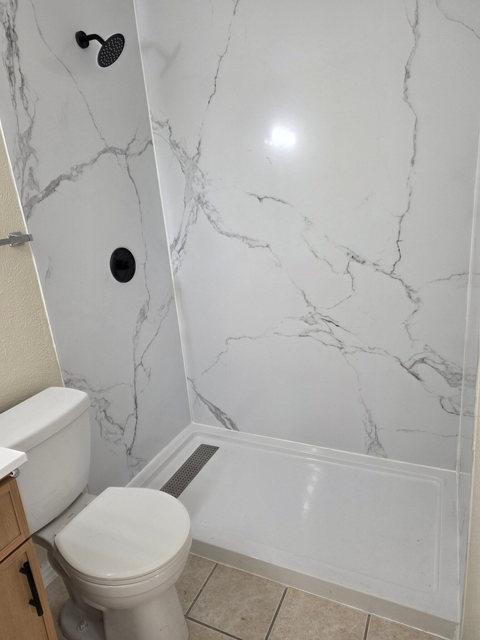 Building Photo - 2222 Ridgedale Dr