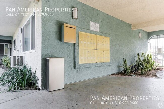 Building Photo - 13919 Coteau Dr