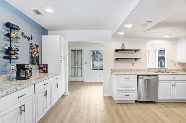 Building Photo - 1409 Ingram Dr
