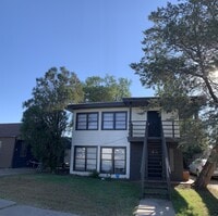 Building Photo - 1217 Ross St