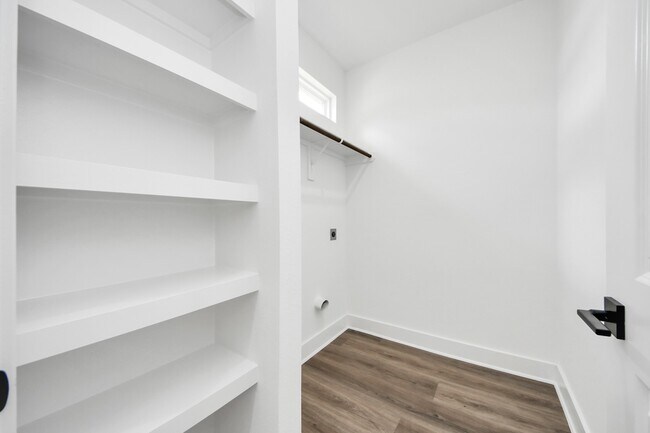 Building Photo - 6273 Rd 5503