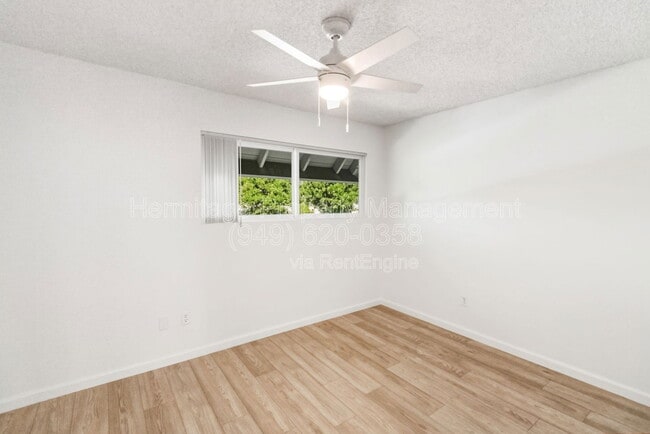 Building Photo - 35 Kazan St