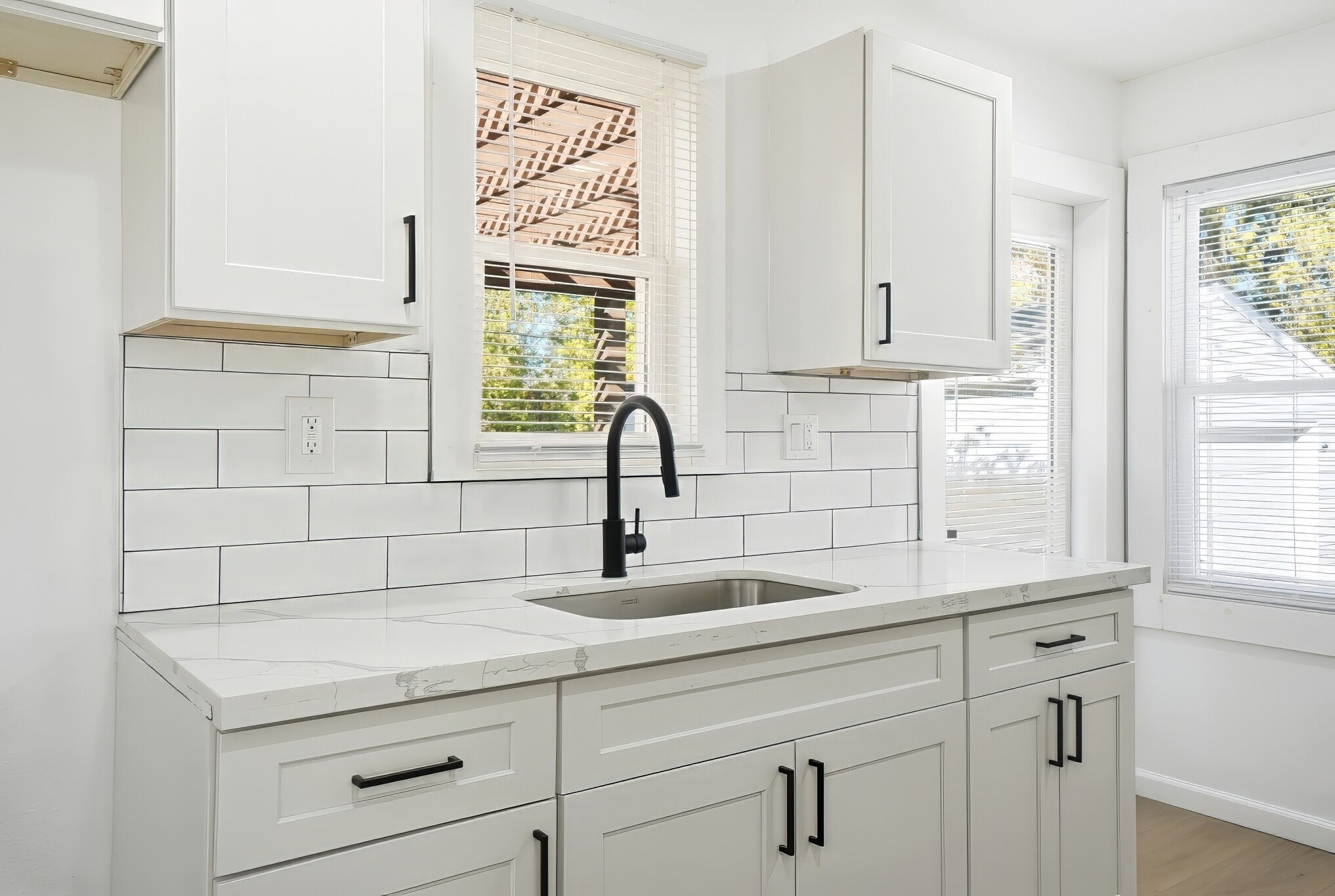 Building Photo - 509 N Rosedale Ave