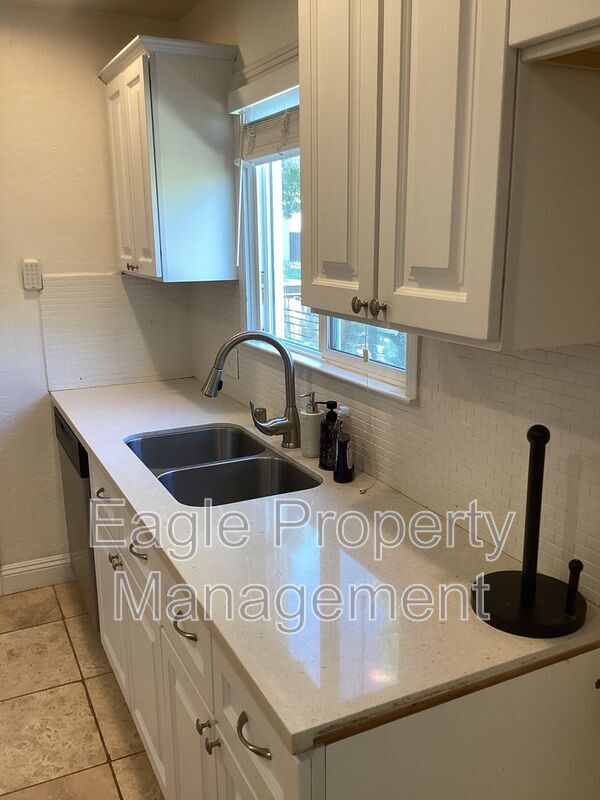 Building Photo - 4629 62nd St