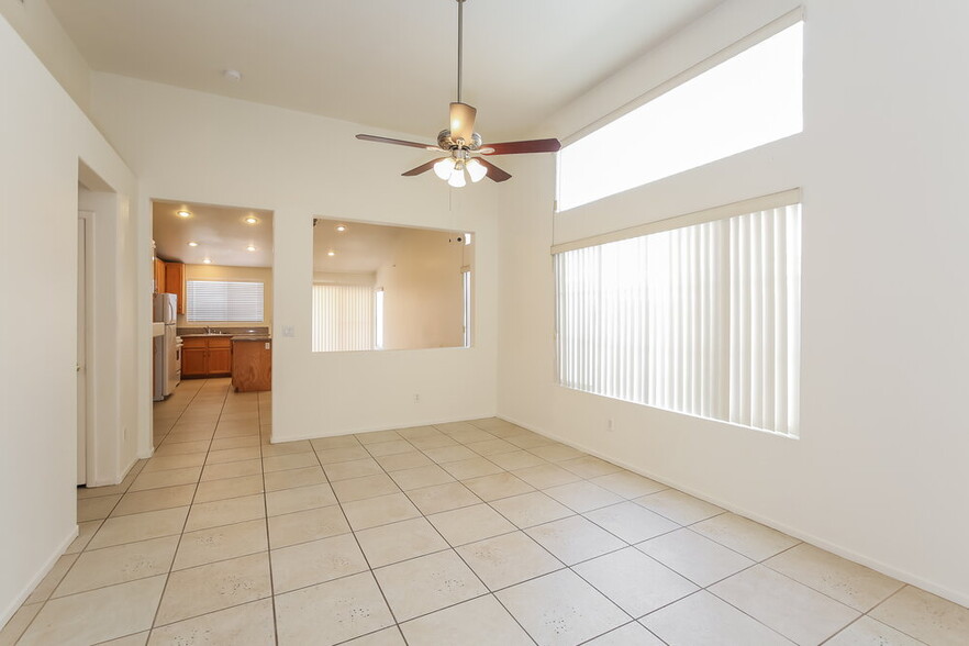 Building Photo - 6059 Evening View St