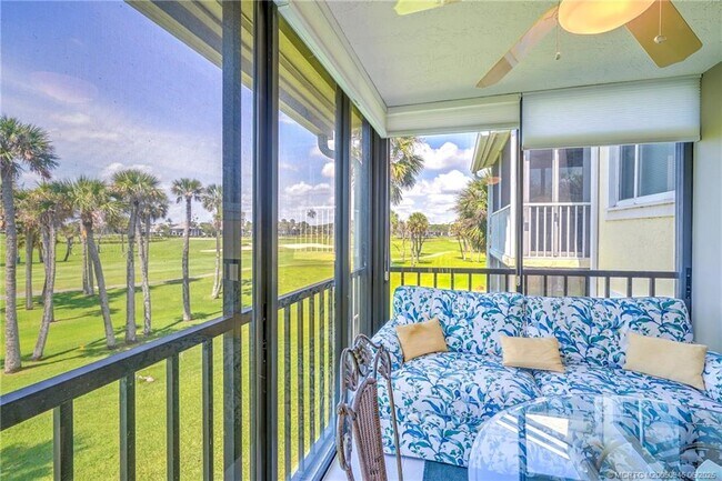 Building Photo - 5564 NE Gulfstream Way