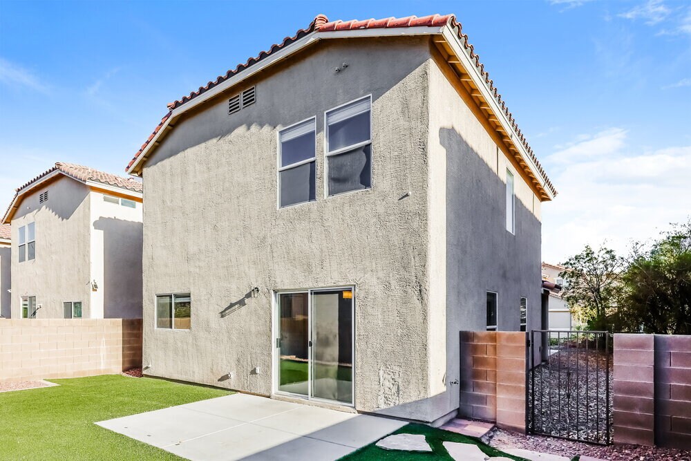 Building Photo - 6236 Desert Lavender Ave