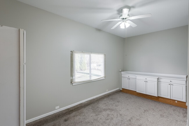 Building Photo - 954 Campbell Dr