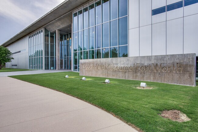 Building Photo - 4500 Westridge Ave