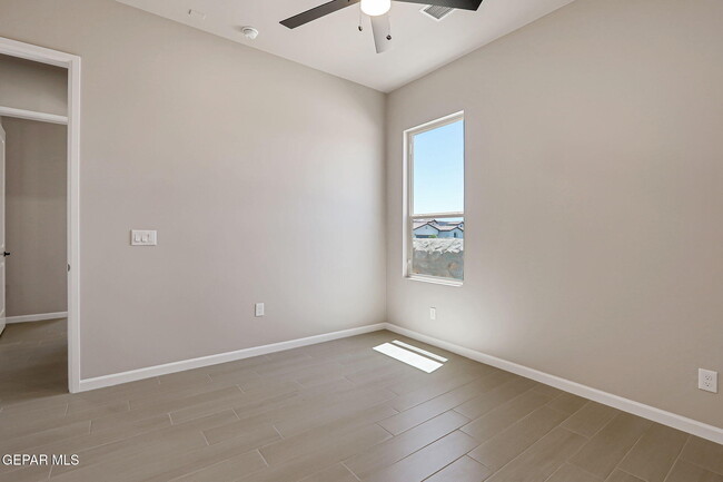 Building Photo - 13649 Keighly St