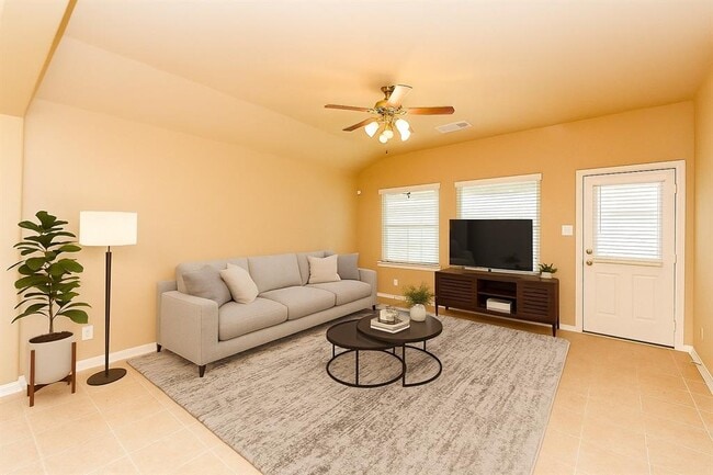Building Photo - 26923 Glacier Creek Dr