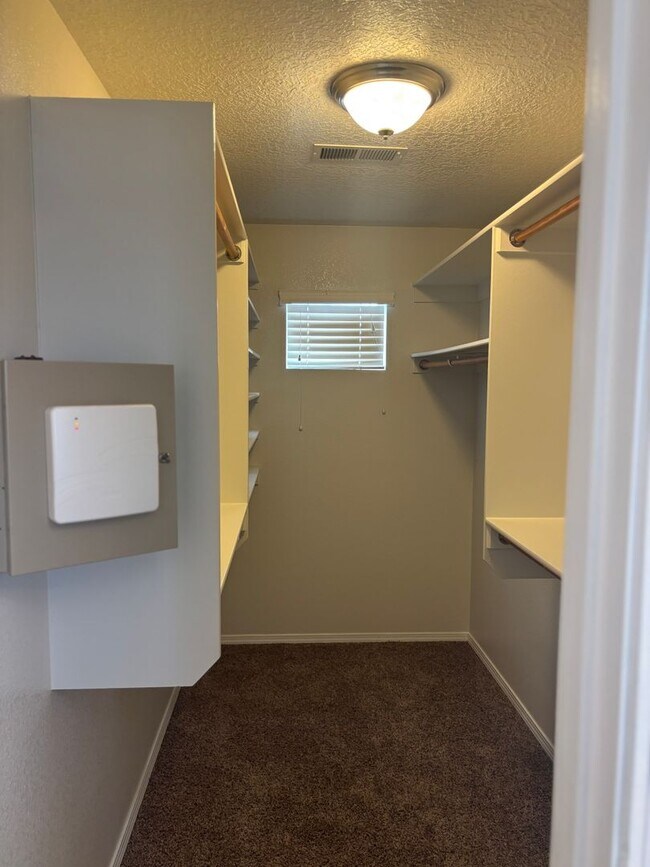Building Photo - Coming Soon! Beautiful 3 Bedroom Home in a...