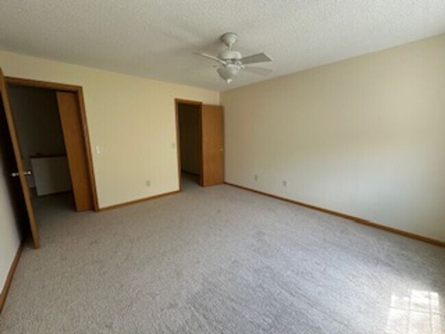 Building Photo - New carpet/flooring and freshly painted th...
