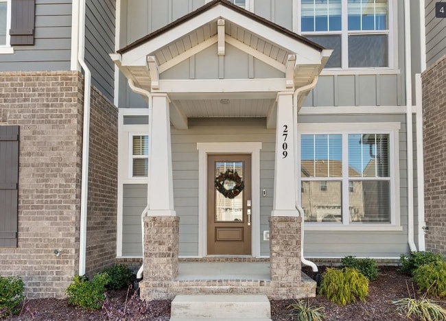 Building Photo - 2709 Fordham St