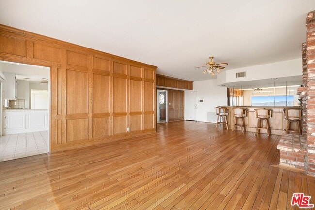 Building Photo - 1916 Rams Horn Ct