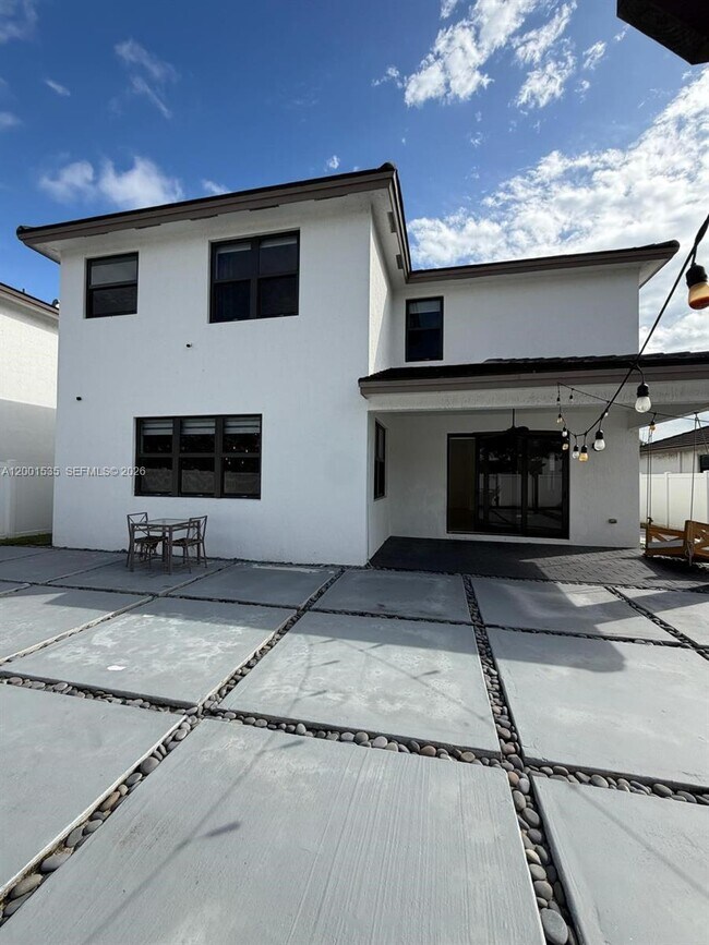 Building Photo - 23520 SW 107th Ct