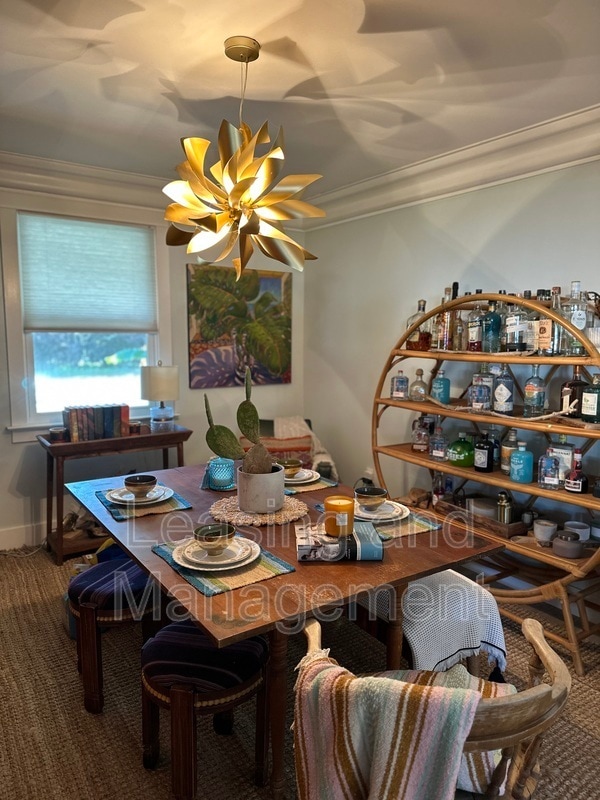 Building Photo - 823 Jordan St